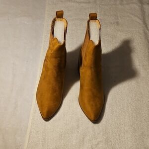 J. Adams Shoes Andi Tan Suede Chelsea Ankle Boots Pointed‎ Toe Women Size 8